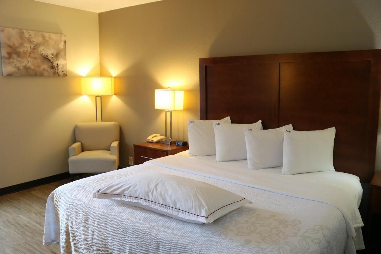 เรด รูฟ อีสตัน Hotel ภายนอก รูปภาพ