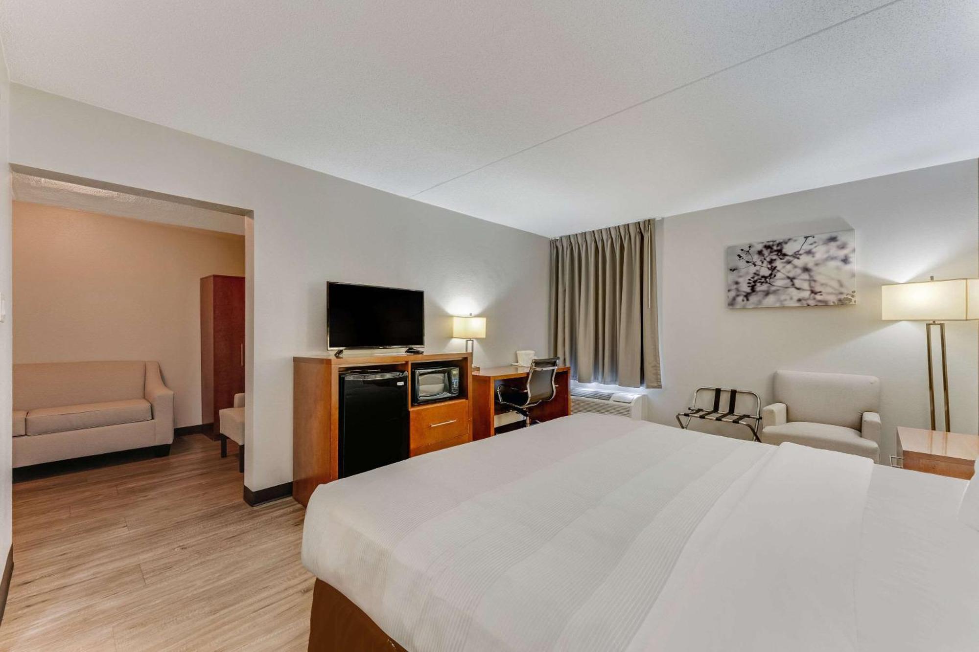 เรด รูฟ อีสตัน Hotel ภายนอก รูปภาพ