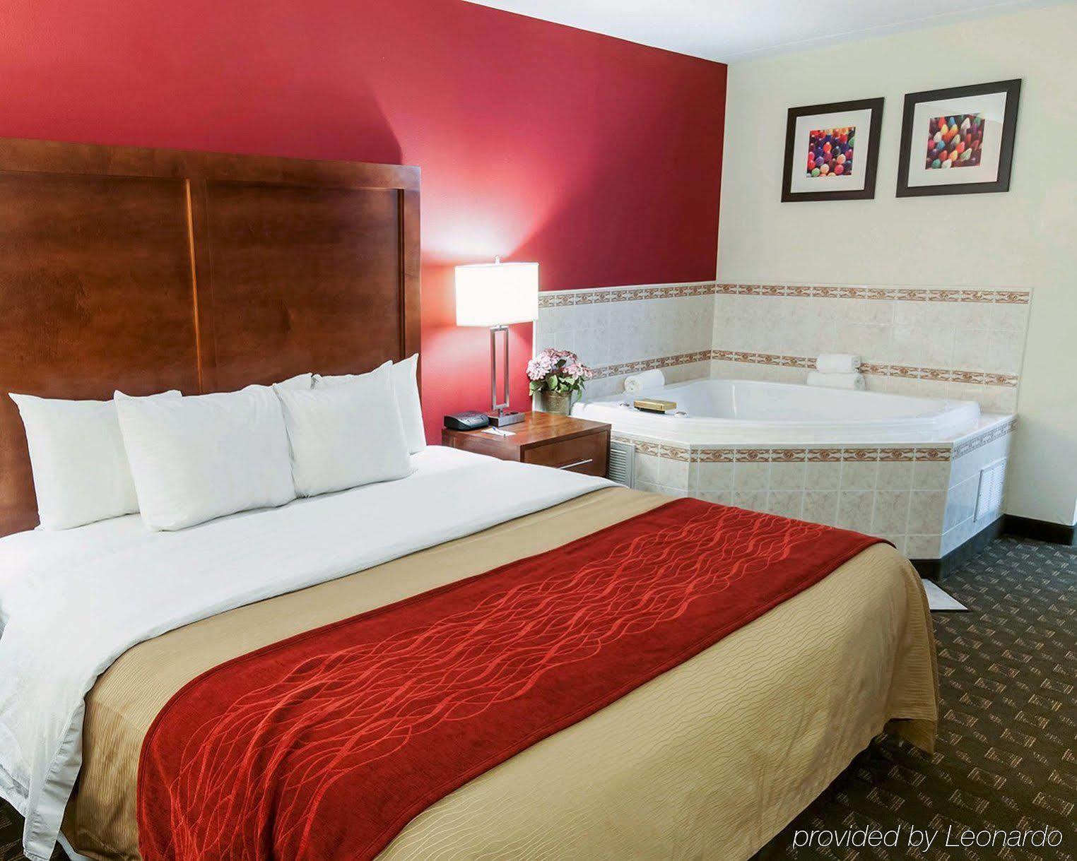 เรด รูฟ อีสตัน Hotel ภายนอก รูปภาพ